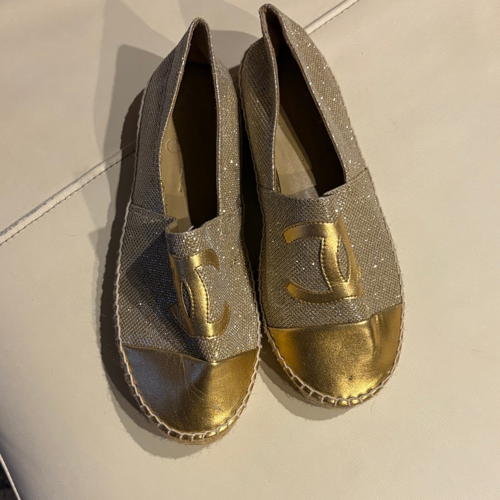 CHANEL Gold Metallic Espadrille Flats